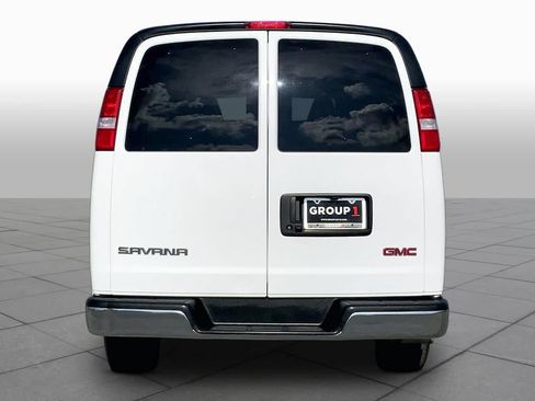 Used 2025 GMC Savana 3500 LT w/ LT Preferred Equipment Group RWD image 5