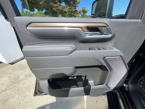 Certified 2025 Chevrolet Silverado 2500 High Country w/ High Country Premium Package AWD/4WD image 22