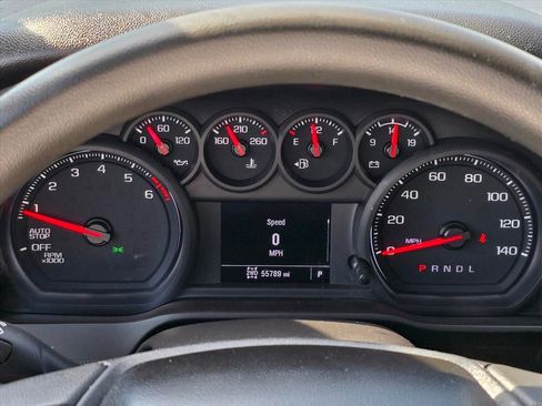 Used 2022 Chevrolet Silverado 1500 W/T w/ Trailering Package AWD/4WD image 7