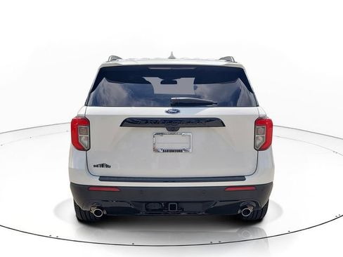 Certified 2023 Ford Explorer ST-Line w/ Class IV Trailer Tow Package RWD image 6
