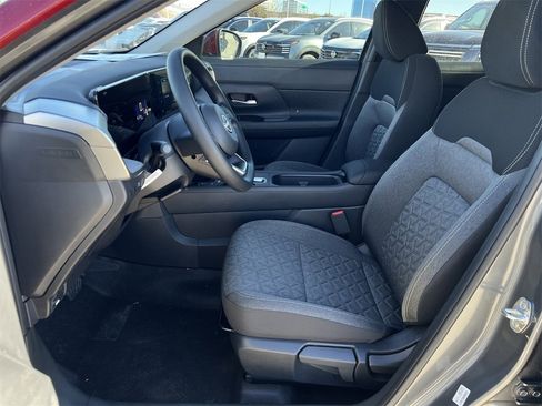 New 2026 Nissan Kicks SV image 13