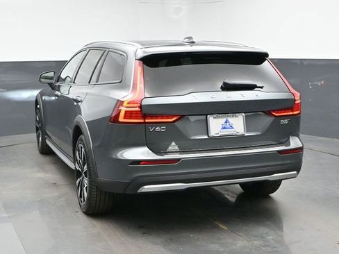 New 2026 Volvo V60 B5 Cross Country Ultra w/ Protection Package Premier AWD/4WD image 8