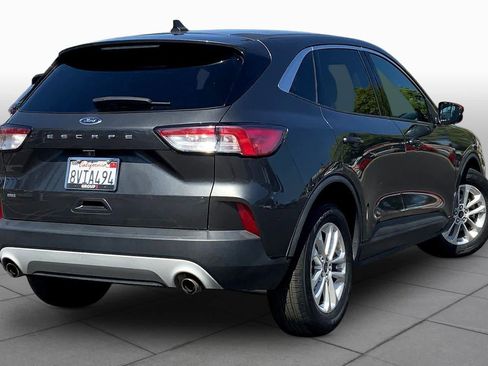 Used 2020 Ford Escape SE FWD image 10