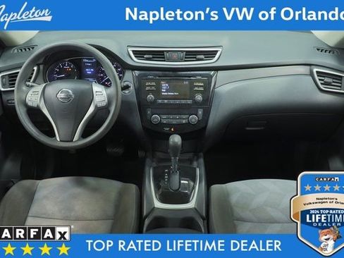 Used 2016 Nissan Rogue SV image 12