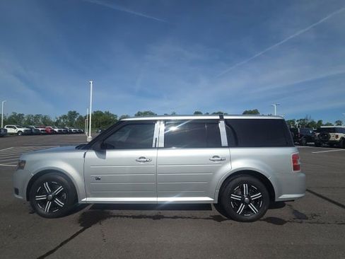 Used 2014 Ford Flex SE FWD image 15