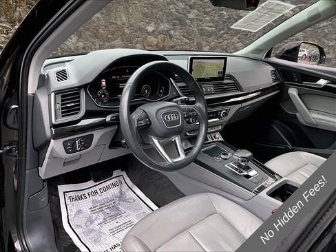 Used 2019 Audi Q5 2.0T Premium Plus w/ Premium Plus Package AWD/4WD image 12