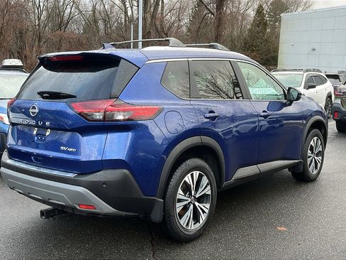 Used 2023 Nissan Rogue SV w/ SV Premium Package image 7