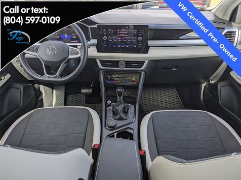 Certified 2025 Volkswagen Taos SE image 15