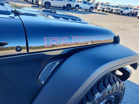 Used 2023 Jeep Gladiator Rubicon w/ LED Lighting Group image 6