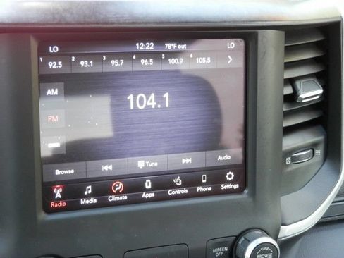 Used 2020 RAM 1500 Big Horn AWD/4WD image 31