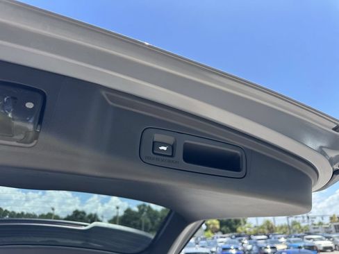 Used 2026 Honda CR-V EX-L image 13