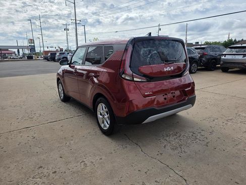 Used 2025 Kia Soul S FWD image 6