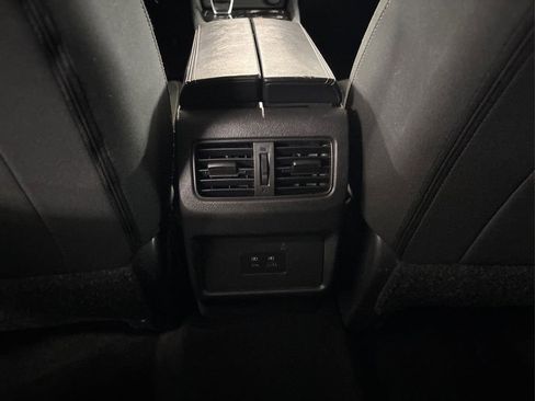 Certified 2023 Nissan Rogue SV image 29