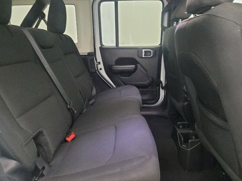 Used 2020 Jeep Wrangler Unlimited Sport S AWD/4WD image 19