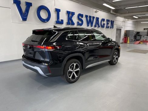 New 2026 Volkswagen Tiguan SE image 4