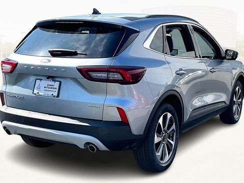 Used 2024 Ford Escape Platinum image 6