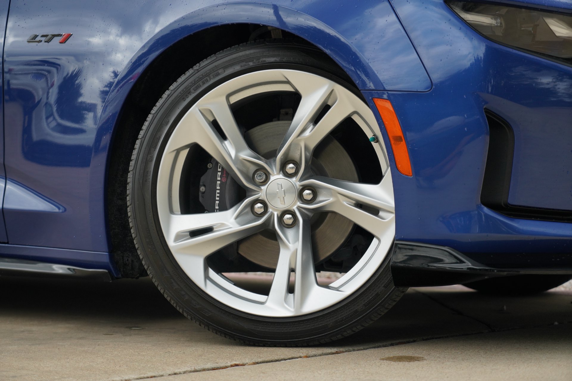 Used 2022 Chevrolet Camaro LT w/ Technology Package RWD image 3