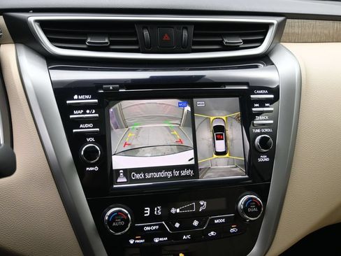 Used 2021 Nissan Murano SL AWD/4WD image 16