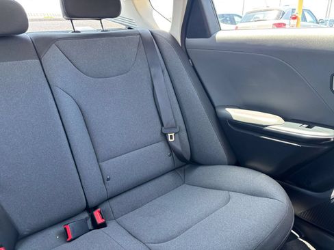 Used 2025 Kia K4 FWD image 35