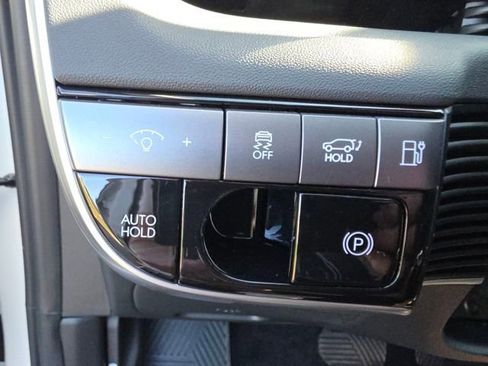 New 2025 Hyundai Ioniq 5 SEL image 15