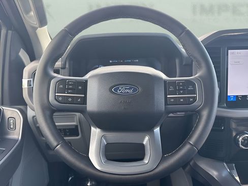 Used 2025 Ford F150 Lightning XLT AWD/4WD image 15