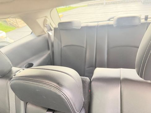 Used 2018 Dodge Journey Crossroad AWD/4WD image 7