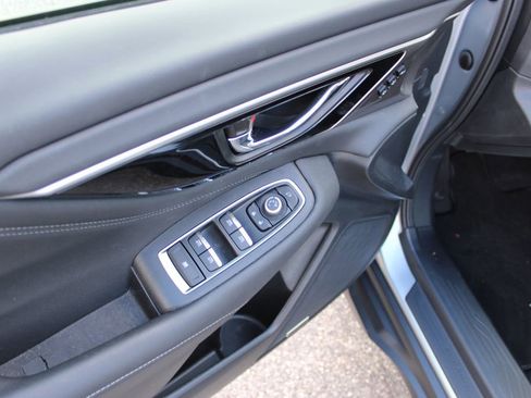 Used 2024 Subaru Outback Touring XT w/ Popular Package #2 image 27