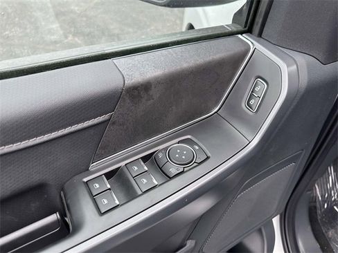 New 2025 Ford F150 XLT w/ Equipment Group 301A Standard image 15