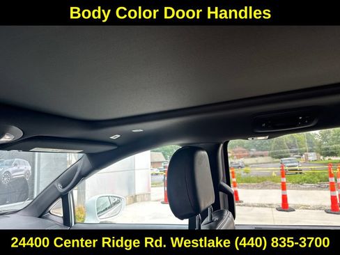 Used 2019 Chrysler Pacifica Limited w/ S Appearance Package FWD image 17