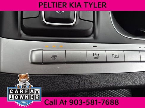 Used 2024 Kia Carnival LX FWD image 42