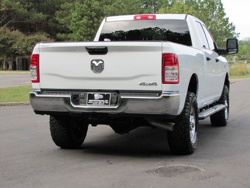 Used 2023 RAM 2500 Tradesman w/ Chrome Appearance Group image 11