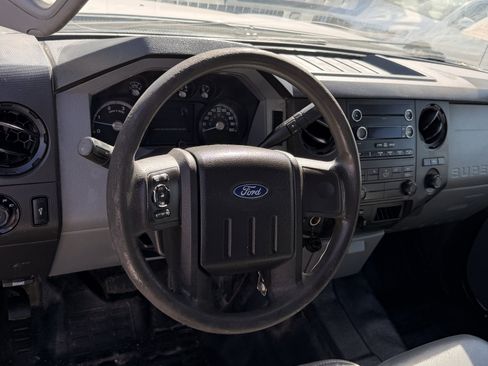 Used 2016 Ford F250 XL w/ Power Equipment Group AWD/4WD image 12