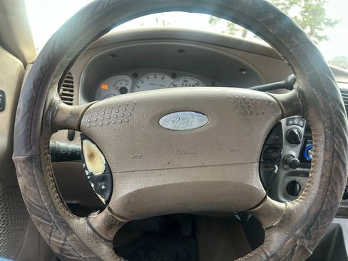 Used 2001 Ford Explorer Sport image 16