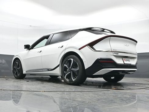 Used 2024 Kia EV6 GT-Line image 31