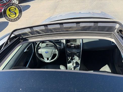 Used 2015 Volvo XC60 T5 Premier image 29