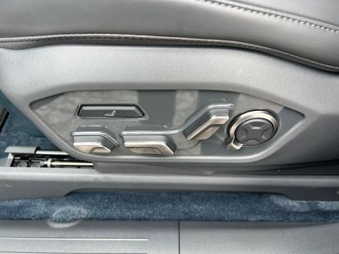 Certified 2024 Kia EV9 GT-Line AWD/4WD image 20