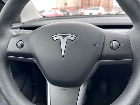 Used 2023 Tesla Model 3 Standard Range image 11