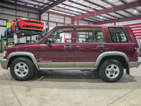 Used 2001 Isuzu Trooper 4WD 4-Door image 4