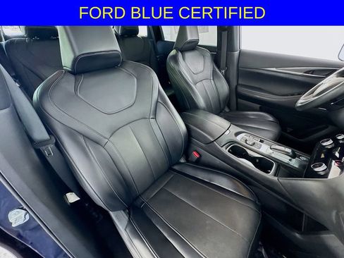 Used 2023 INFINITI QX60 Luxe w/ Performance Audio Package FWD image 34