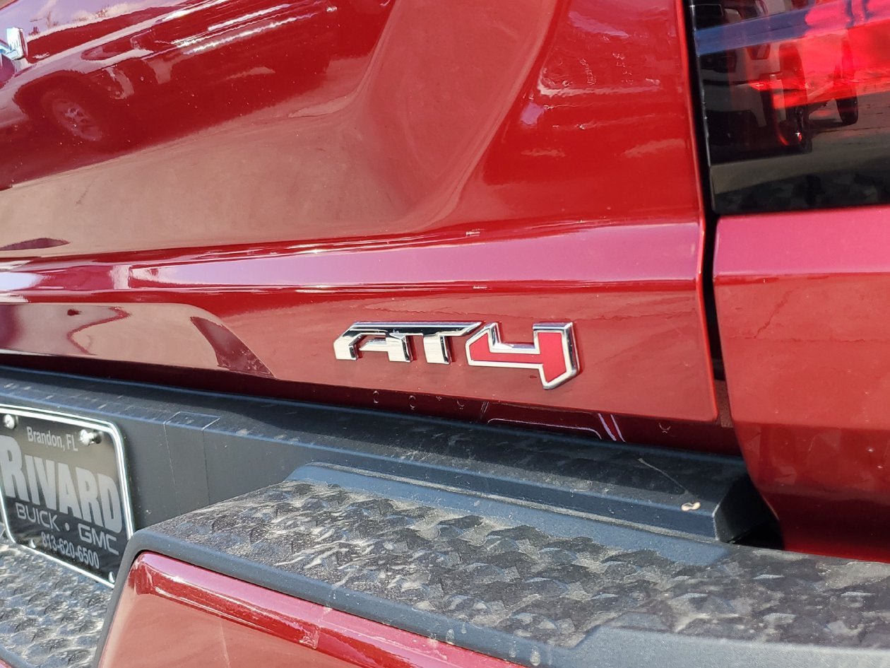New 2026 GMC Canyon AT4 w/ AT4 Premium Package AWD/4WD image 8