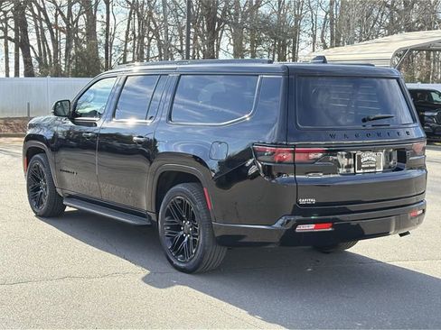 New 2025 Jeep Wagoneer L Series II w/ Premium Group I AWD/4WD image 11