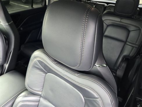 Used 2025 Lincoln Aviator Reserve w/ Equipment Group 201A image 22