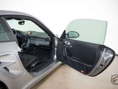 Used 2011 Porsche 911 4 Coupe image 30