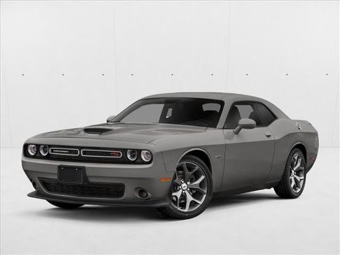 Used 2020 Dodge Challenger R/T RWD image 1