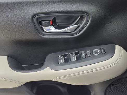 Certified 2025 Honda HR-V EX-L image 26