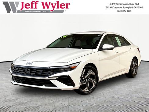 Used 2024 Hyundai Elantra Limited FWD image 1