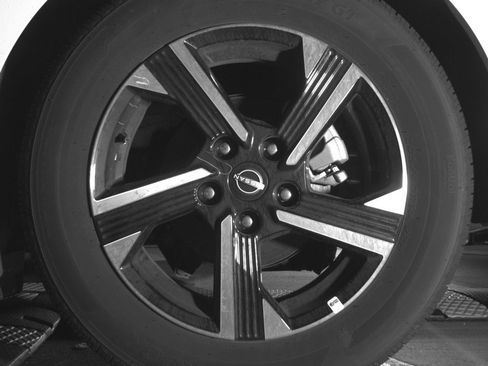 Used 2025 Nissan Sentra SV image 14