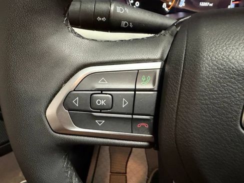 Used 2025 Jeep Compass Limited AWD/4WD image 31