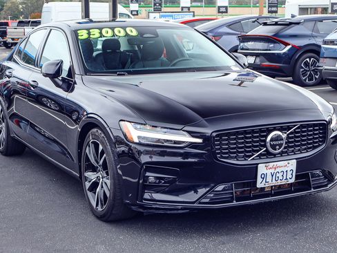 Used 2024 Volvo S60 B5 Plus AWD/4WD image 18