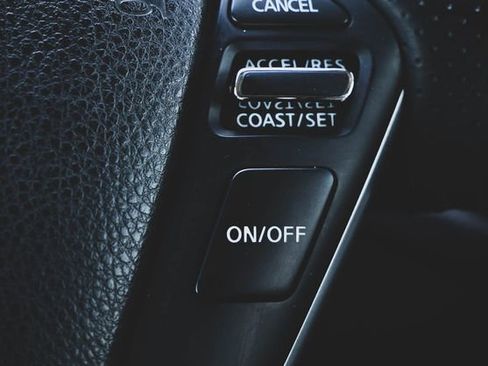 Used 2014 Nissan Murano SL w/ Navigation Package AWD/4WD image 13